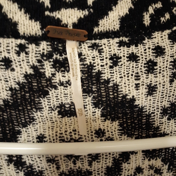 Sweater jacket - Picture 3 of 3